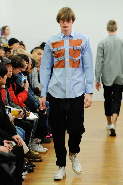 Look 22